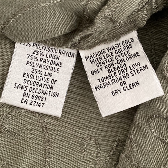 Talbots Olive Green Embroidered Shirt. Large. Beautiful Buttons. - Picture 10 of 10